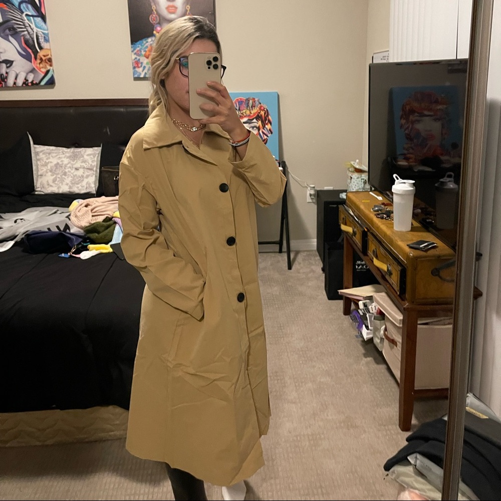 Gabardine beige color